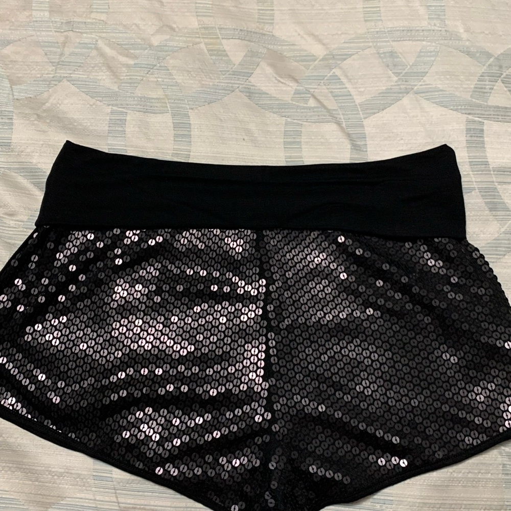 NWOT BCBG Max Azria Black Sequin Hot Shorts/Joggers/Running Size L - Picture 5 of 11